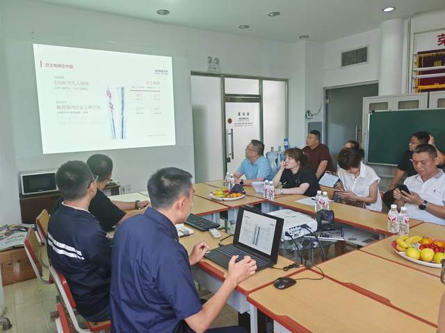 調研先行，技術賦能 香坊區住建局扎實推進老舊電梯更新改造惠民工程